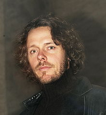 Forfatter, komponist, musiker og sanger. Bosatt i Oslo