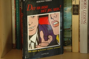 Kvinnemåten er ikke bedre enn mannemåten, men ved å forstå hverandres "dialekter" kan vi tolke hverandre rett og dermed komme lettere gjennom konflikter.