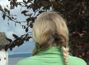 Empati er å entre en annens private verden, fra øyeblikk til øyeblikk, til denne personens opplevelse..r og å kommunisere vår oppfattelse av hennes verden